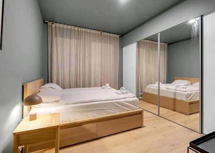 Deluxe Arctic Seafront With Sea & Mountain Views Apartamento Tromsø