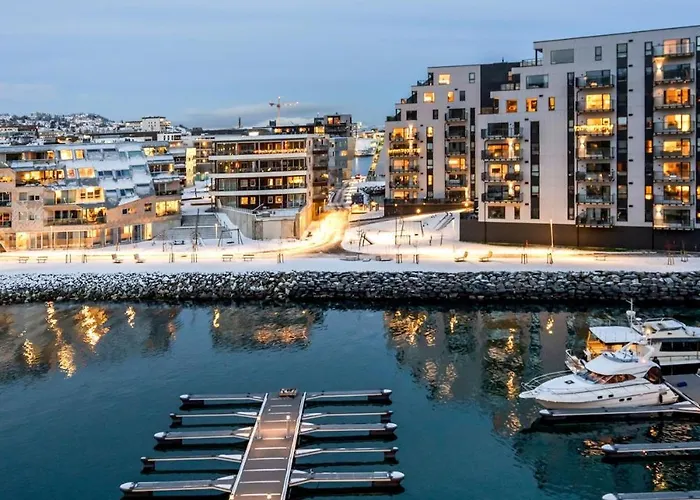 Apartamento Deluxe Arctic Seafront With Sea & Mountain Views Tromsø